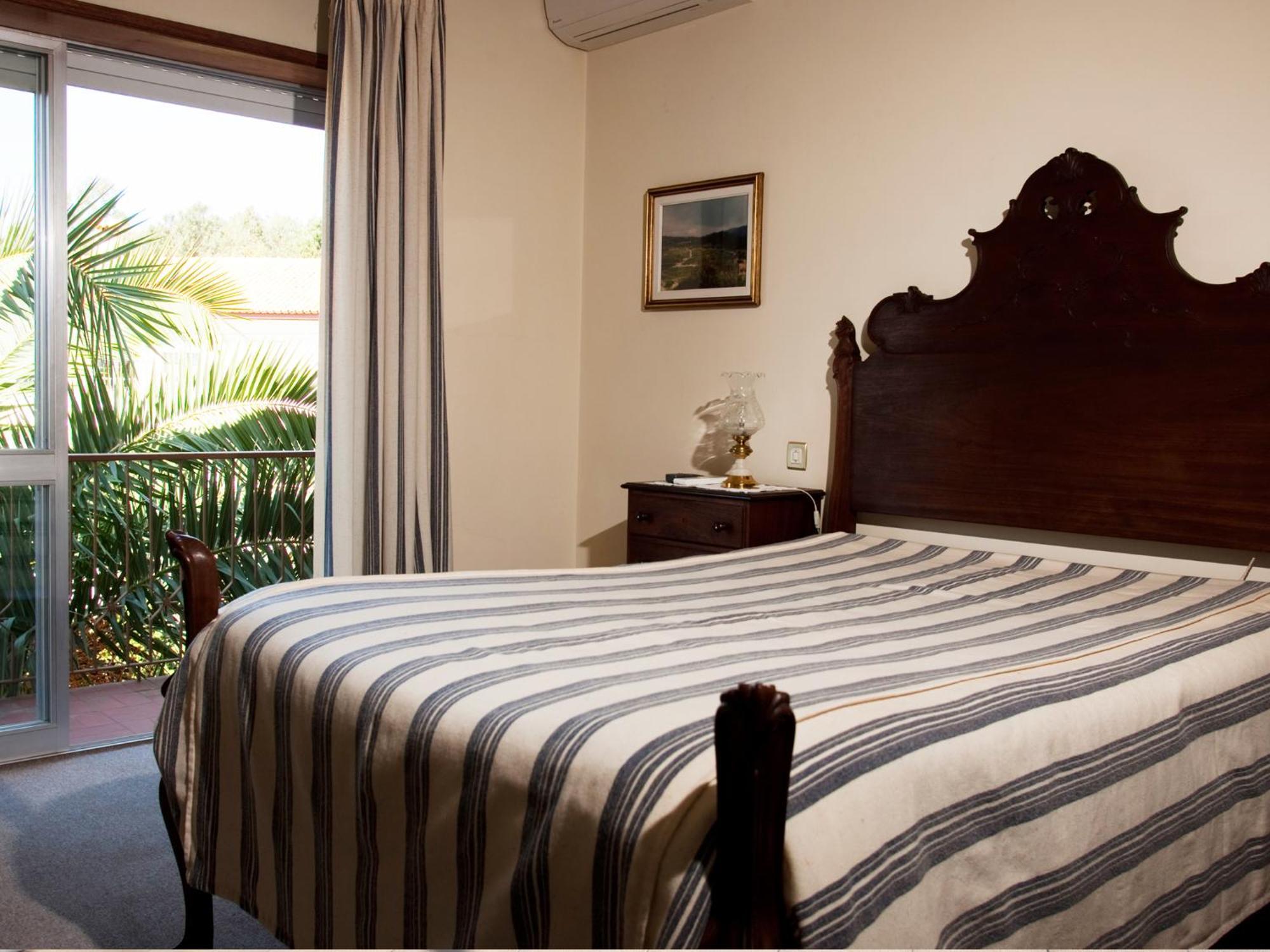 Hotel Pensao Suissa Vale de Cambra Esterno foto